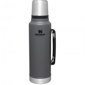 Stanley Classic Legendary Vacuum Insulated Bottle | 1.5 QT Charcoal | CIT614825